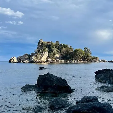 Isola Bella Bed & Breakfast